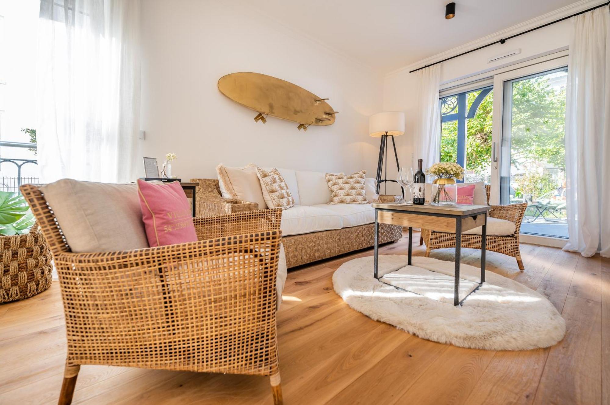 Villa Chloe - Ferienwohnung Pearl 宾茨 外观 照片